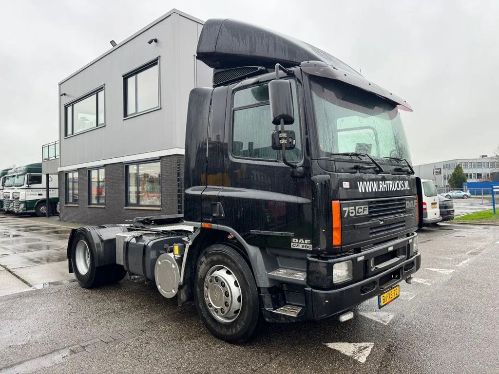 DAF CF 75.290 4X2 EURO 3 MANUAL GEAR + VANGMUIL - Tractor unit: picture 4 DAF CF 75.290 4X2 EURO 3 MANUAL GEAR + VANGMUIL - Tractor unit: picture 4