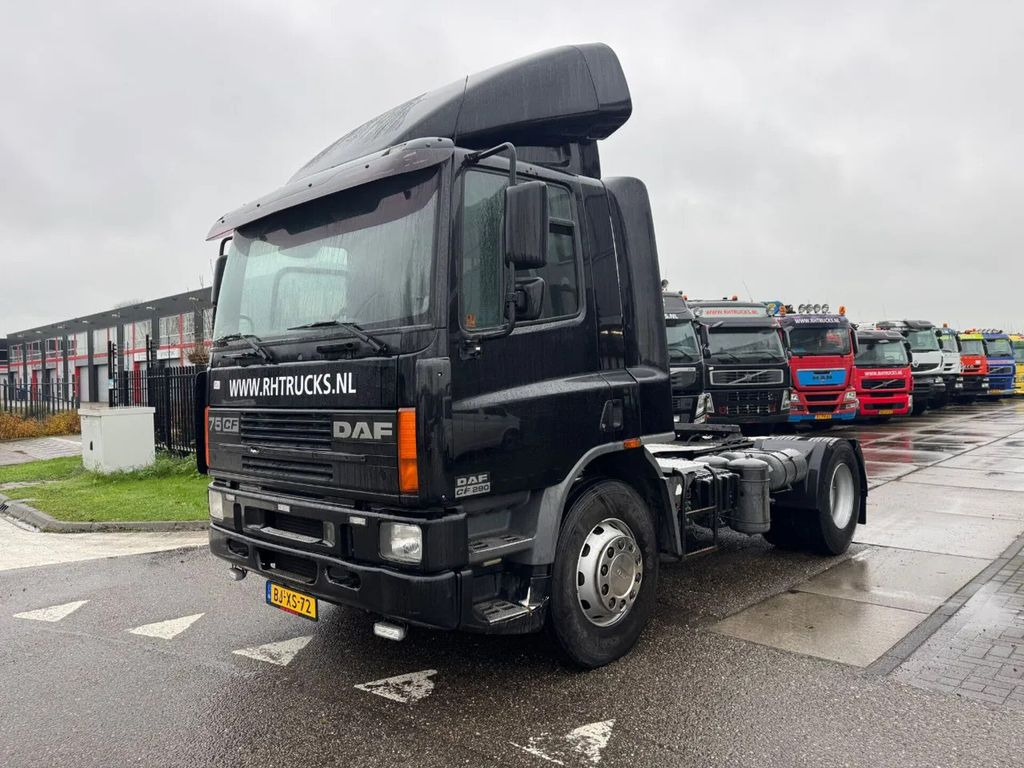DAF CF 75.290 4X2 EURO 3 MANUAL GEAR + VANGMUIL - Tractor unit: picture 1 DAF CF 75.290 4X2 EURO 3 MANUAL GEAR + VANGMUIL - Tractor unit: picture 1