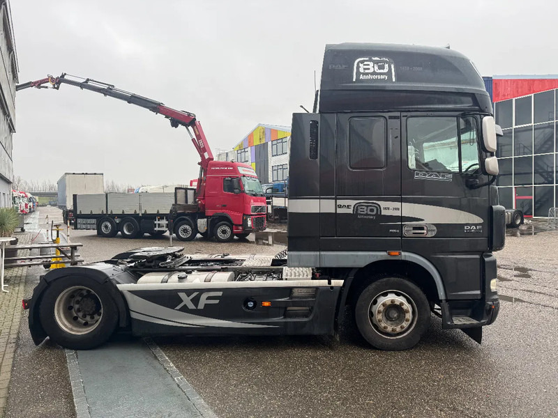 DAF XF 105.460 4X2 EURO 5 RETARDER NO PAPERS - Tractor unit: picture 4 DAF XF 105.460 4X2 EURO 5 RETARDER NO PAPERS - Tractor unit: picture 4