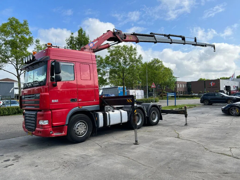 DAF XF 105.460 6X4 EURO 5 + HMF 4220 K6 + REMOTE CONTROL + RETARDER - Tractor unit: picture 1 DAF XF 105.460 6X4 EURO 5 + HMF 4220 K6 + REMOTE CONTROL + RETARDER - Tractor unit: picture 1