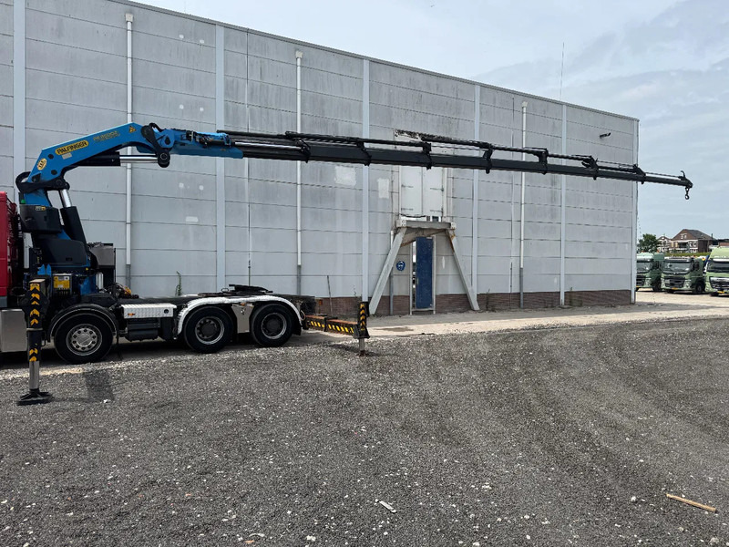 DAF XF 105.460 8X4 PALFINGER PK78002+ REMOTE CONTROL HUB REDUCTION TÜV TILL 03-2026 - Tractor unit: picture 3 DAF XF 105.460 8X4 PALFINGER PK78002+ REMOTE CONTROL HUB REDUCTION TÜV TILL 03-2026 - Tractor unit: picture 3