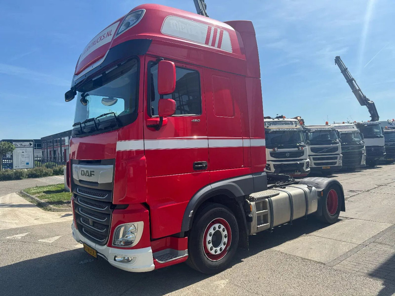 DAF XF 480 4X2 EURO 6 4 UNITS DOUBLE TANK STANDAIRCO - Tractor unit: picture 3 DAF XF 480 4X2 EURO 6 4 UNITS DOUBLE TANK STANDAIRCO - Tractor unit: picture 3