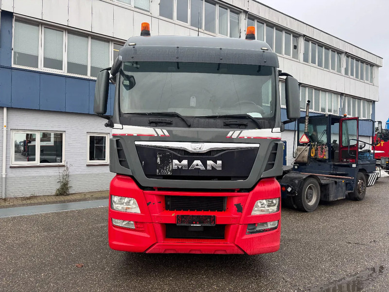 MAN TGX 18.440 4X2 EURO 6 DOUBLE TANK - Tractor unit: picture 2 MAN TGX 18.440 4X2 EURO 6 DOUBLE TANK - Tractor unit: picture 2