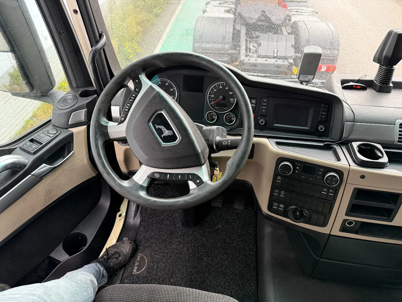 MAN TGX 18.460 4X2 + RETARDER - ENGINE BROKEN leasing MAN TGX 18.460 4X2 + RETARDER - ENGINE BROKEN: picture 13