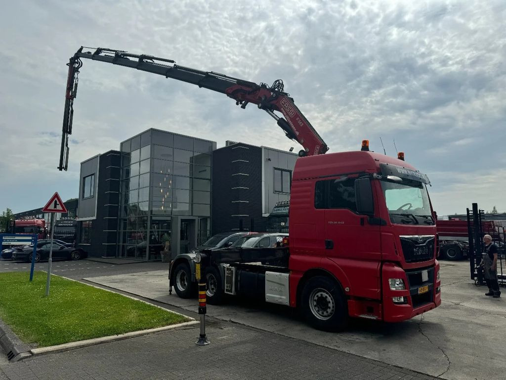 MAN TGX 28.440 XLX EURO 6 6X2 + FASSI F365 + FLYJIB - Tractor unit: picture 2 MAN TGX 28.440 XLX EURO 6 6X2 + FASSI F365 + FLYJIB - Tractor unit: picture 2