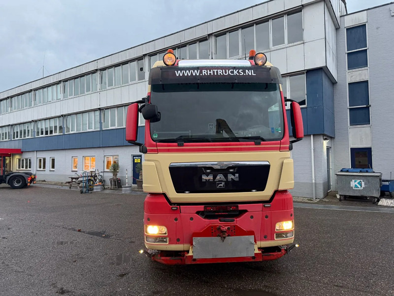 MAN TGX 41.540 8X4 180 TON + RETARDER + HYDRAULICS PTO - Tractor unit: picture 2 MAN TGX 41.540 8X4 180 TON + RETARDER + HYDRAULICS PTO - Tractor unit: picture 2
