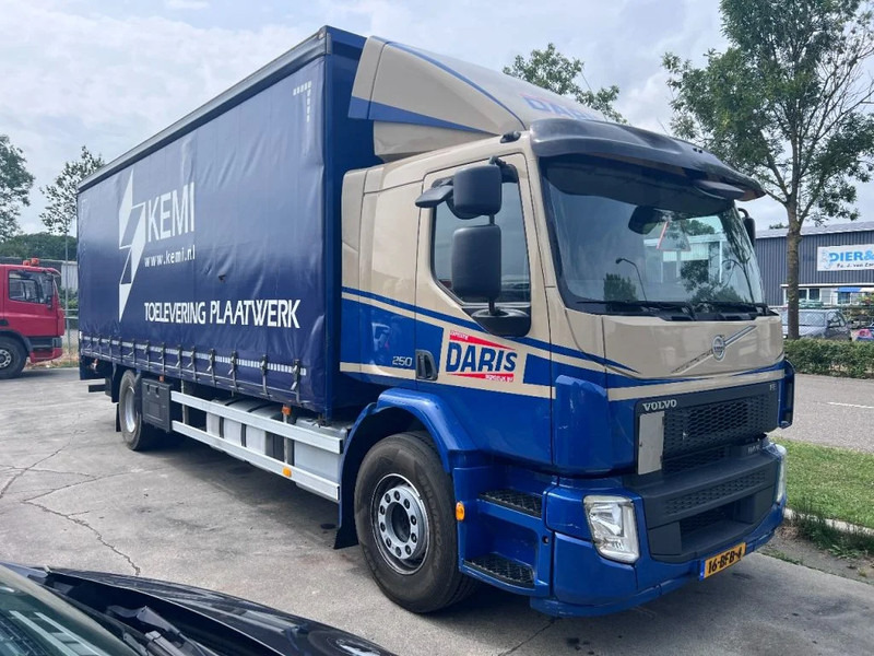 Volvo FE 250 4X2 EURO 6 - 19 TON + DHOLLANDIA - Curtain side truck: picture 3 Volvo FE 250 4X2 EURO 6 - 19 TON + DHOLLANDIA - Curtain side truck: picture 3