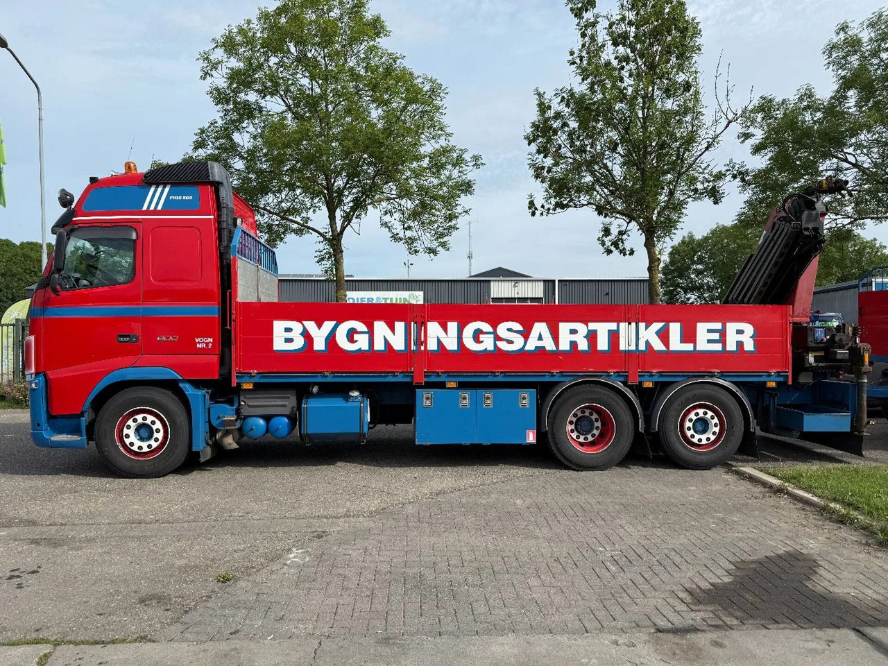 Volvo FH 600 - 6X2 - EURO 5 + HMF 2420 K5 + REMOTE - Dropside/ Flatbed truck, Crane truck: picture 5 Volvo FH 600 - 6X2 - EURO 5 + HMF 2420 K5 + REMOTE - Dropside/ Flatbed truck, Crane truck: picture 5