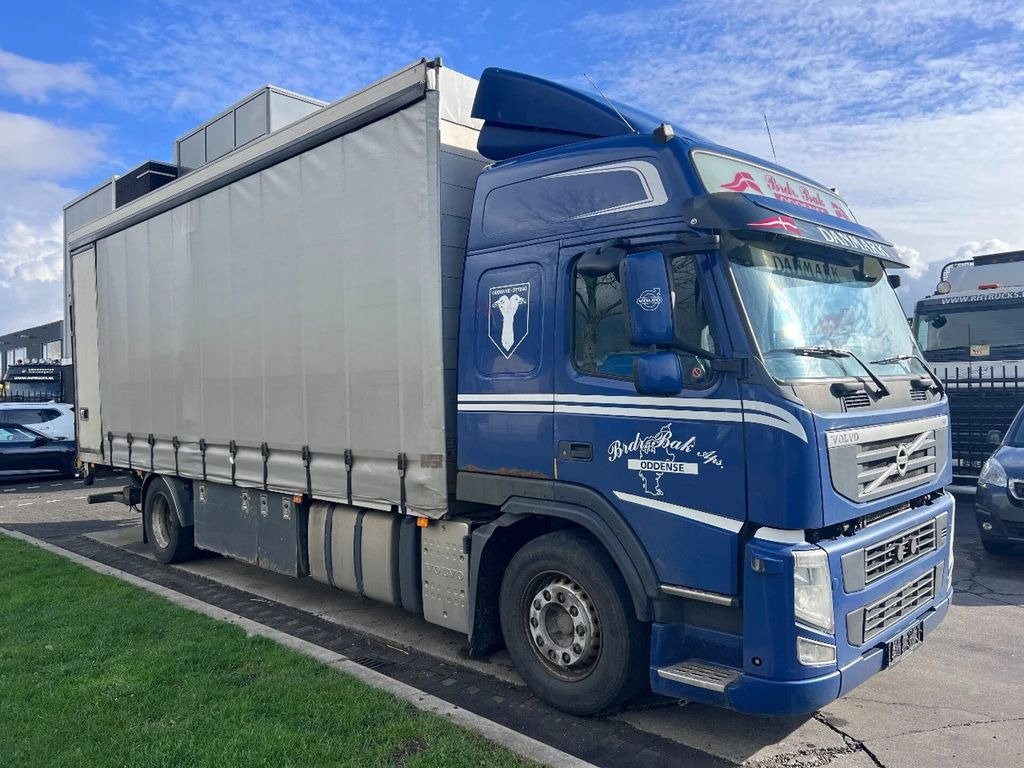 Volvo FM 370 4X2 EURO5 720x250x273 LOAD-LIFT - Curtain side truck: picture 1 Volvo FM 370 4X2 EURO5 720x250x273 LOAD-LIFT - Curtain side truck: picture 1