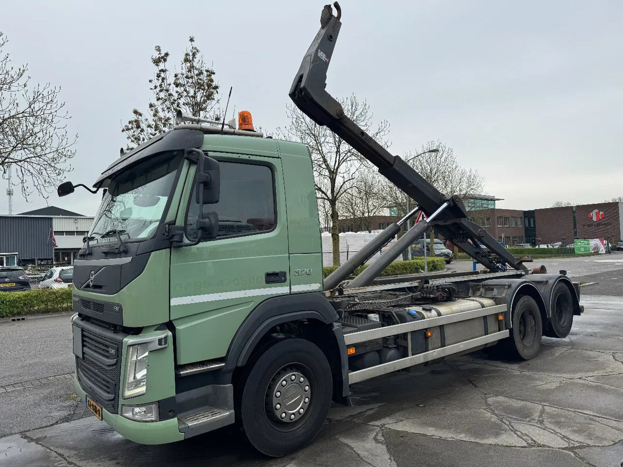 Volvo FM 370 6X2 EURO 6 VDL 21T HOOK - Hook lift truck: picture 5 Volvo FM 370 6X2 EURO 6 VDL 21T HOOK - Hook lift truck: picture 5
