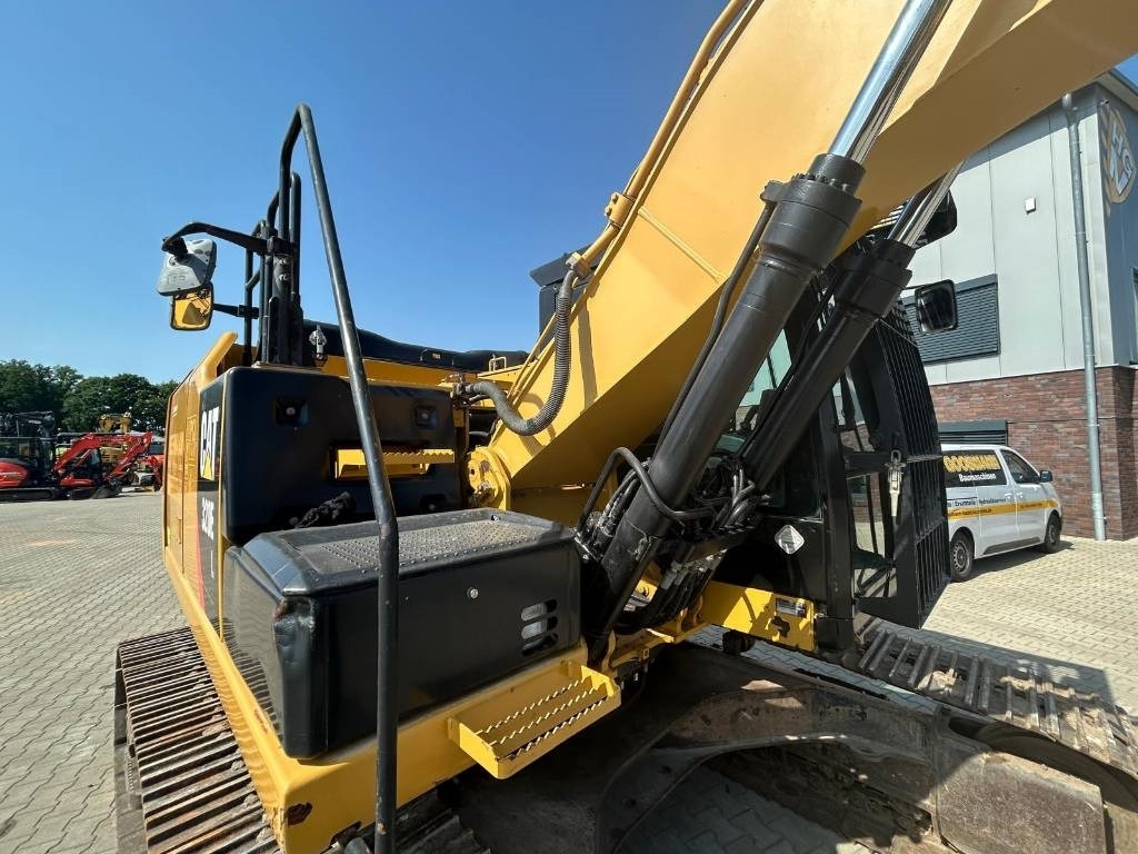Crawler excavator CATERPILLAR 320 EL: picture 10