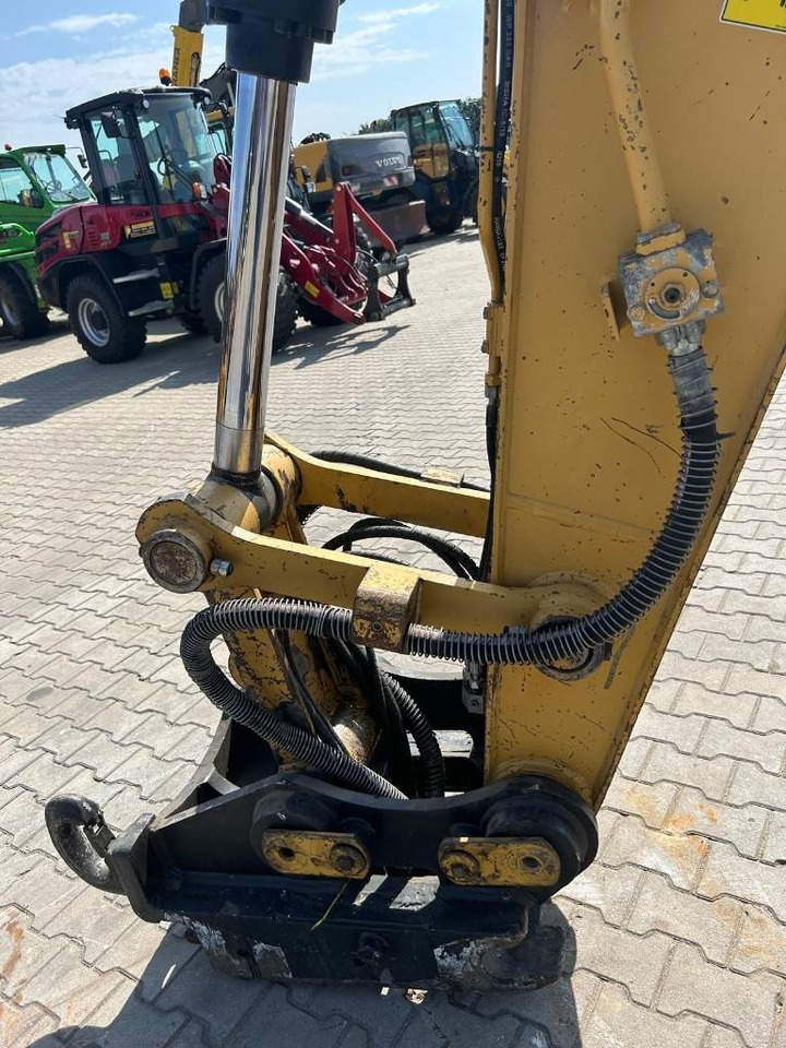 Crawler excavator CATERPILLAR 320 EL: picture 9