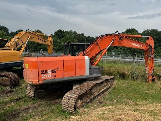 HITACHI ZX 210LC - Crawler excavator: picture 2 HITACHI ZX 210LC - Crawler excavator: picture 2