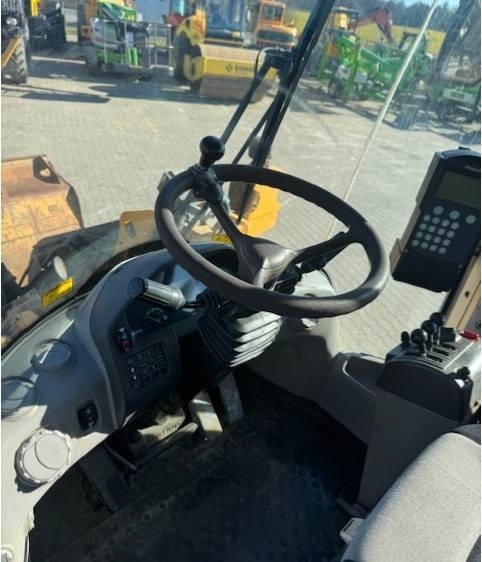 Volvo L 90 F - Wheel loader: picture 5 Volvo L 90 F - Wheel loader: picture 5