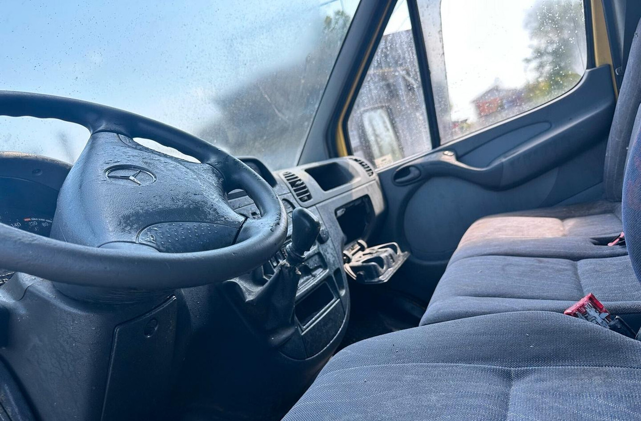 Furgone Mercedes Sprinter 211 - Panel van: picture 4 Furgone Mercedes Sprinter 211 - Panel van: picture 4