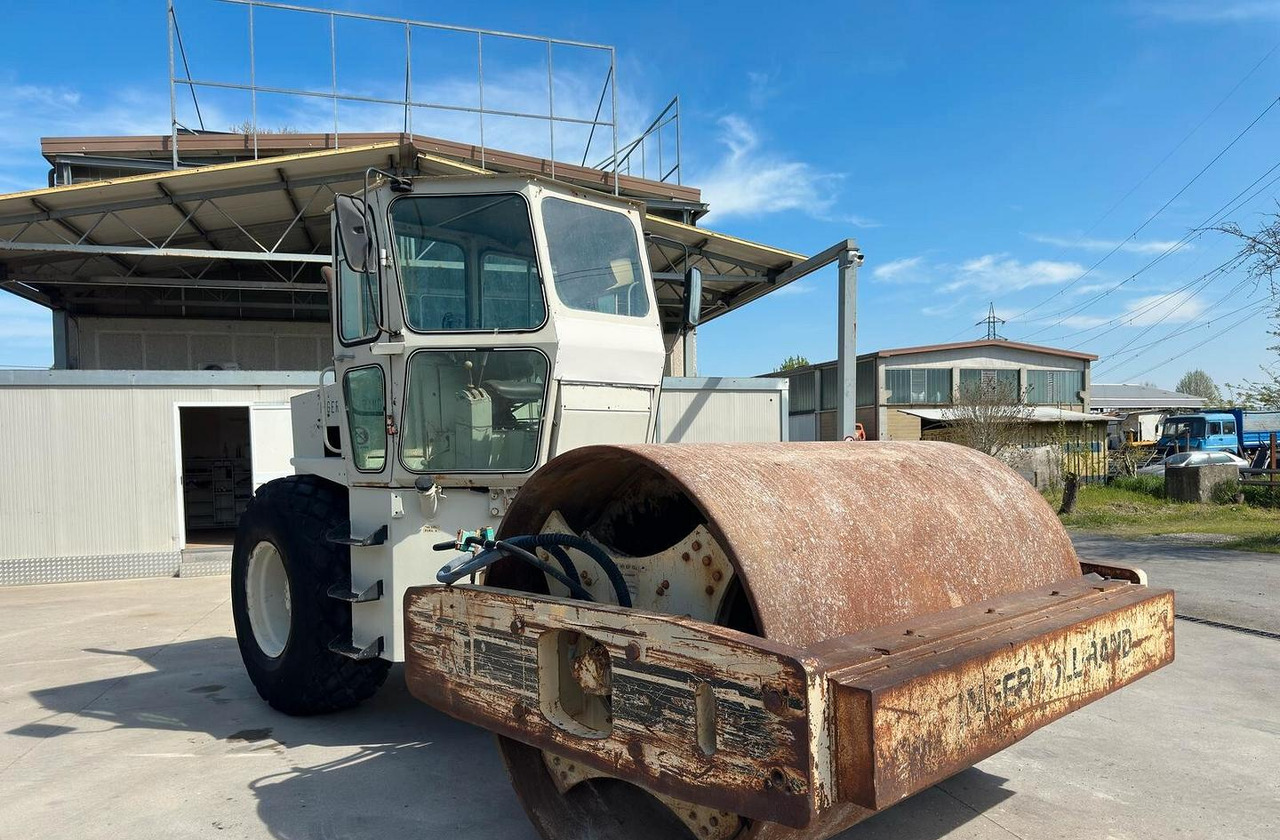 Rullo ferro gomma 18 ton - Compactor: picture 2 Rullo ferro gomma 18 ton - Compactor: picture 2