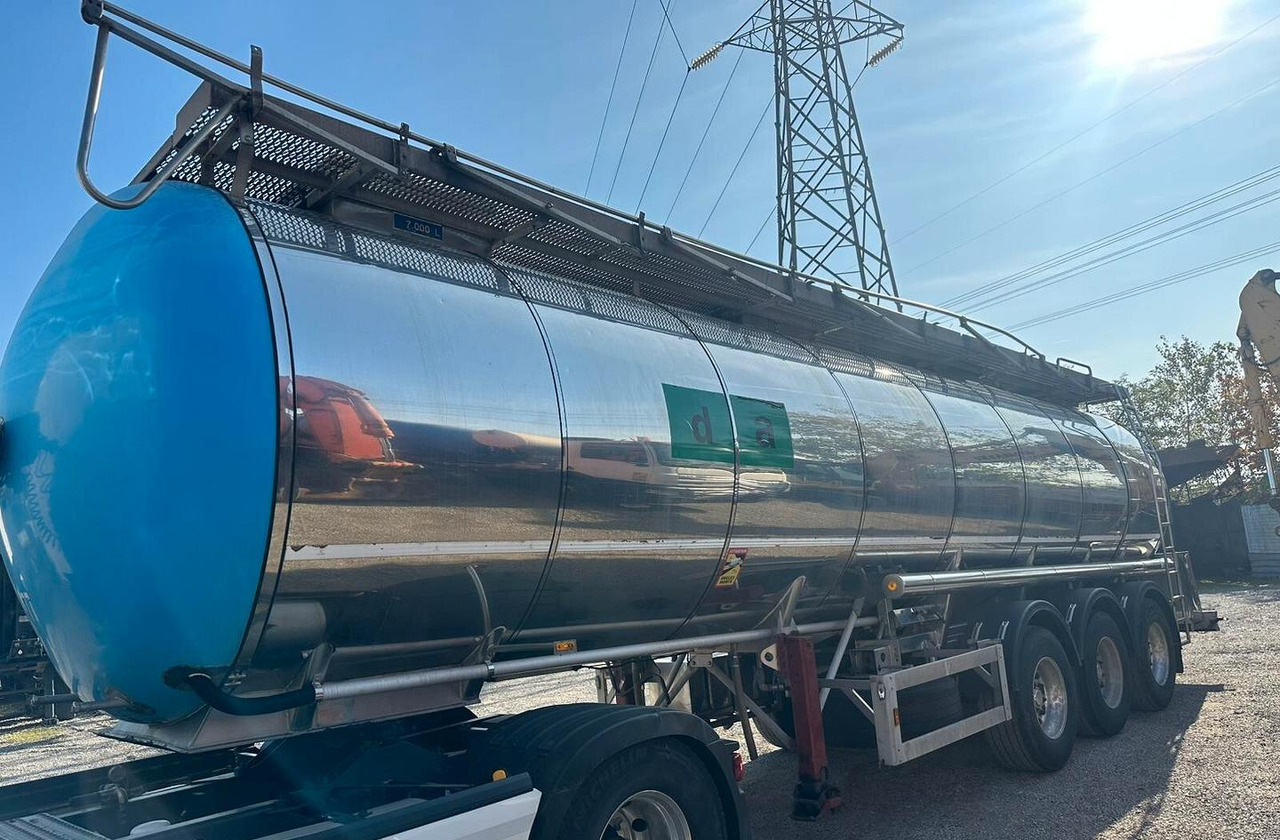 Semirimorchio cisterna Feldbinder - Tanker semi-trailer: picture 1 Semirimorchio cisterna Feldbinder - Tanker semi-trailer: picture 1