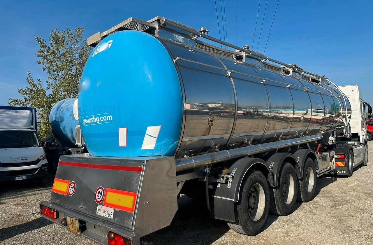 Semirimorchio cisterna Feldbinder - Tanker semi-trailer: picture 4 Semirimorchio cisterna Feldbinder - Tanker semi-trailer: picture 4