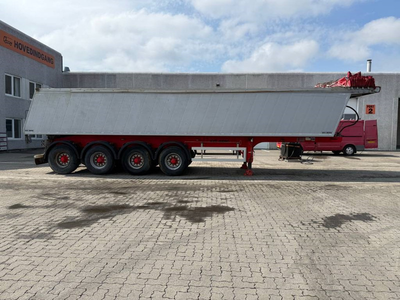 KEL-BERG Tipper / Kipper / Tiptrailer - Tipper semi-trailer: picture 2 KEL-BERG Tipper / Kipper / Tiptrailer - Tipper semi-trailer: picture 2