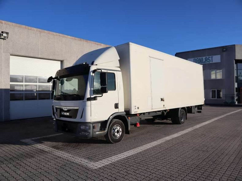 MAN TGL 12.180 EURO 6 - Box truck: picture 1 MAN TGL 12.180 EURO 6 - Box truck: picture 1