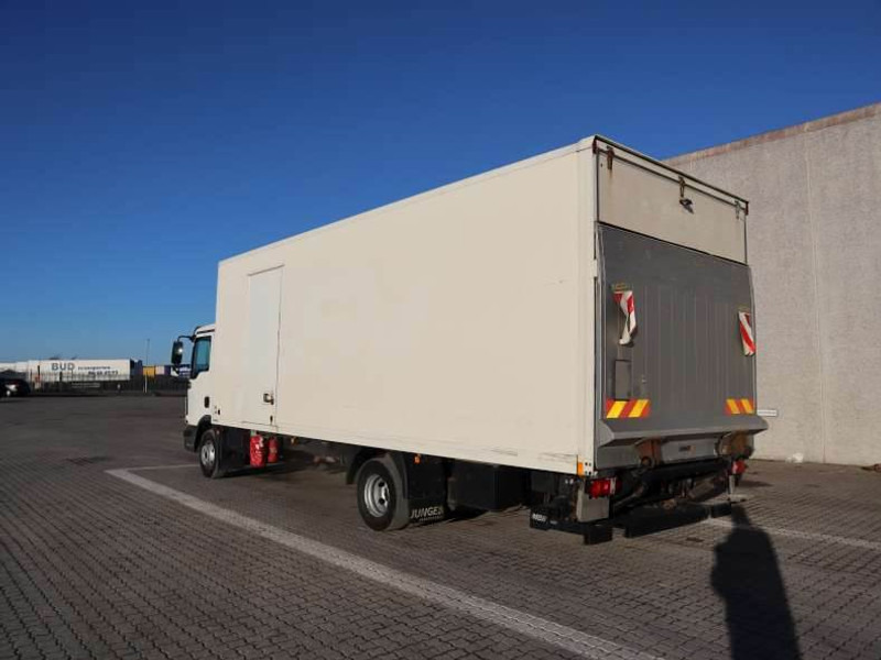 MAN TGL 12.180 EURO 6 - Box truck: picture 4 MAN TGL 12.180 EURO 6 - Box truck: picture 4