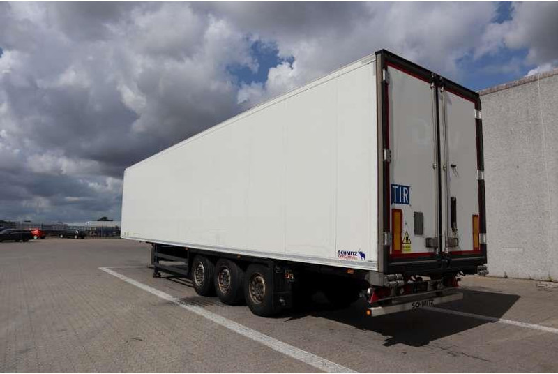 Schmitz Cargobull 33 pl. Dobbelt compartment - Refrigerator semi-trailer: picture 4 Schmitz Cargobull 33 pl. Dobbelt compartment - Refrigerator semi-trailer: picture 4