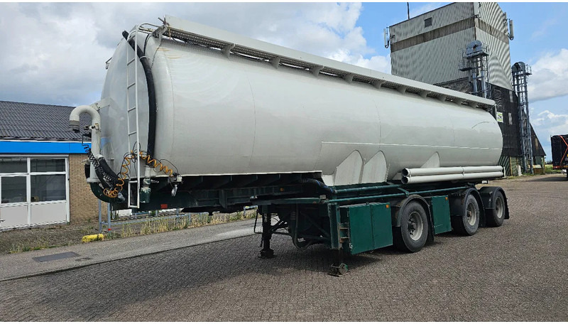 Lambrecht 85LK40 - Tanker semi-trailer: picture 1 Lambrecht 85LK40 - Tanker semi-trailer: picture 1