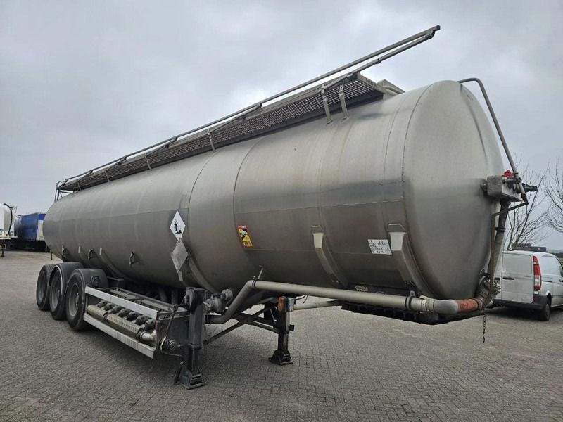 Magyar RVS Magyar RVS Tankoplegger – 3 Assen – Luchtvering – Tank Trailer – Stainless Steel - Tanker semi-trailer: picture 2 Magyar RVS Magyar RVS Tankoplegger – 3 Assen – Luchtvering – Tank Trailer – Stainless Steel - Tanker semi-trailer: picture 2
