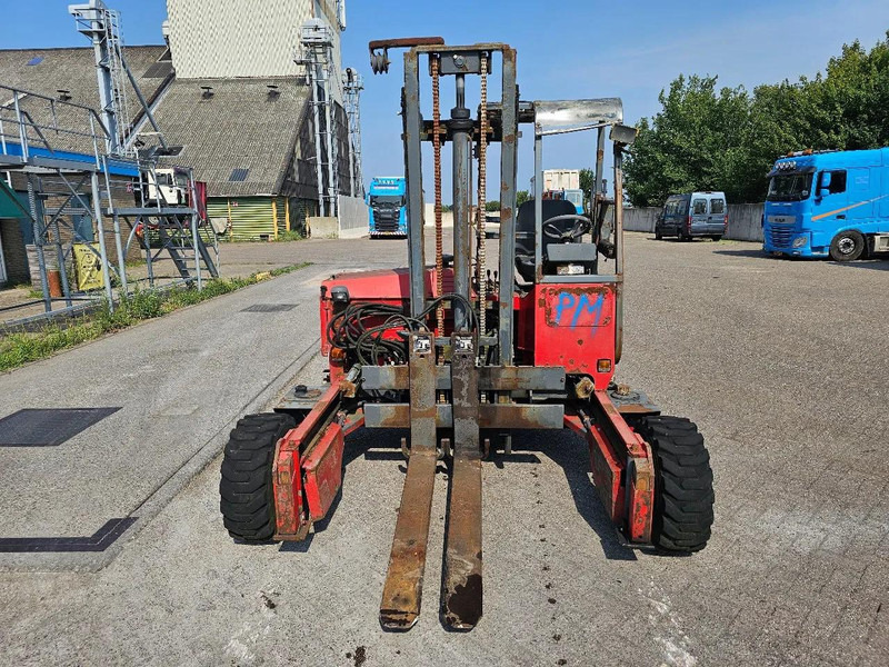 Moffett RE4-45-1350-1000 MO 02004 - Forklift: picture 2 Moffett RE4-45-1350-1000 MO 02004 - Forklift: picture 2