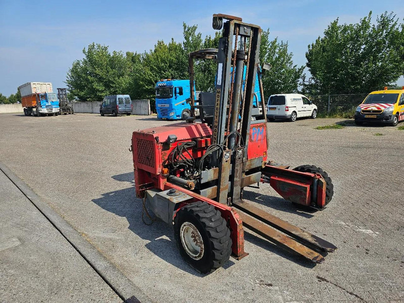 Moffett RE4-45-1350-1000 MO 02004 - Forklift: picture 3 Moffett RE4-45-1350-1000 MO 02004 - Forklift: picture 3