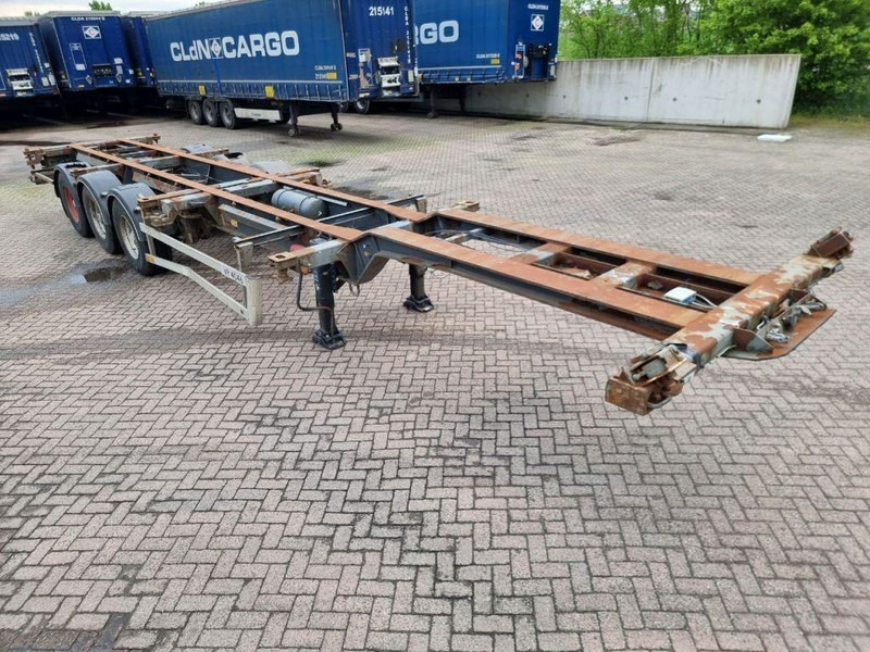 Netam-Fruehauf SMB - Container transporter/ Swap body semi-trailer: picture 3 Netam-Fruehauf SMB - Container transporter/ Swap body semi-trailer: picture 3
