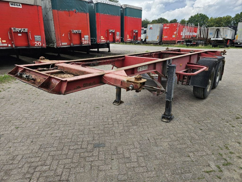 Netam-Fruehauf STEELSPRING - DRUMBRAKES - Container transporter/ Swap body semi-trailer: picture 2 Netam-Fruehauf STEELSPRING - DRUMBRAKES - Container transporter/ Swap body semi-trailer: picture 2