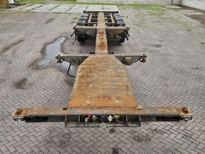 Pacton MFCC Multi - Lifting axle - 2x20FT / 40FTHC / 45FTHC - Container transporter/ Swap body semi-trailer: picture 3 Pacton MFCC Multi - Lifting axle - 2x20FT / 40FTHC / 45FTHC - Container transporter/ Swap body semi-trailer: picture 3