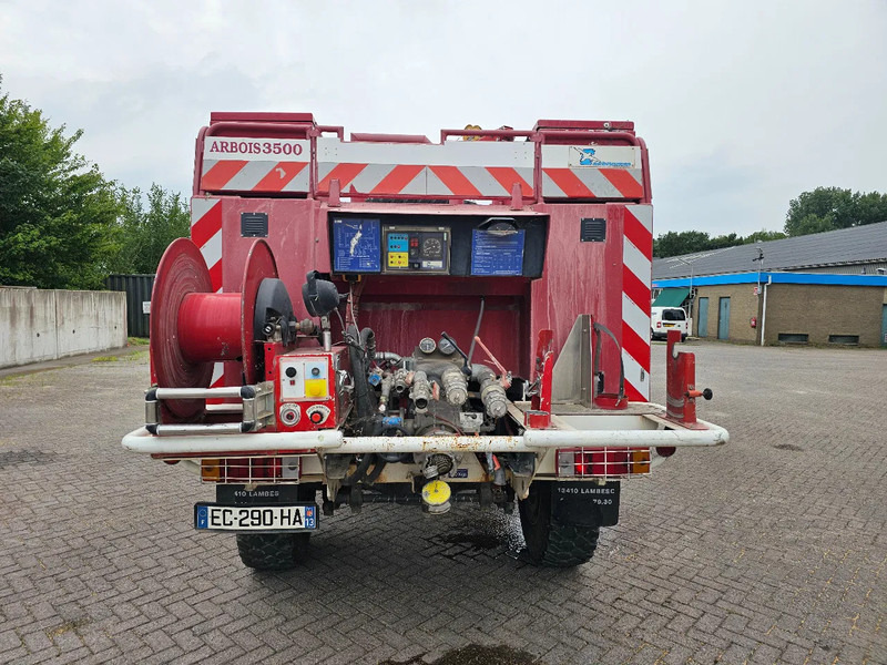 Fire truck Renault M210 Arbois 3500L - Hydraulic winch: picture 6