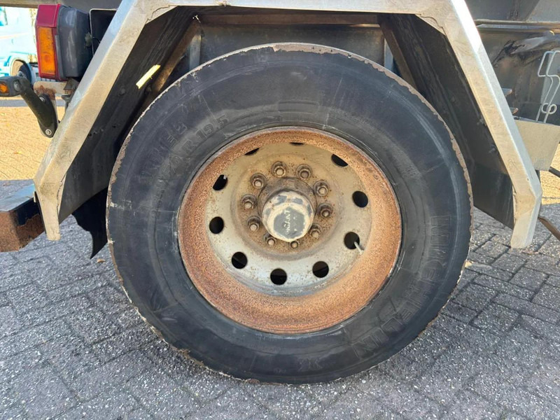 Dropside/ Flatbed semi-trailer Robuste Kaiser R2102P2C: picture 19 Dropside/ Flatbed semi-trailer Robuste Kaiser R2102P2C: picture 19