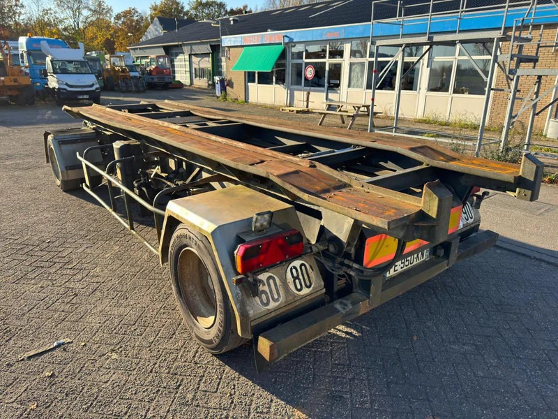 Dropside/ Flatbed semi-trailer Robuste Kaiser R2102P2C: picture 7 Dropside/ Flatbed semi-trailer Robuste Kaiser R2102P2C: picture 7