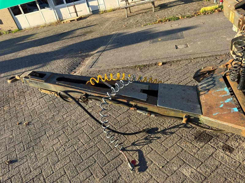 Dropside/ Flatbed semi-trailer Robuste Kaiser R2102P2C: picture 12 Dropside/ Flatbed semi-trailer Robuste Kaiser R2102P2C: picture 12