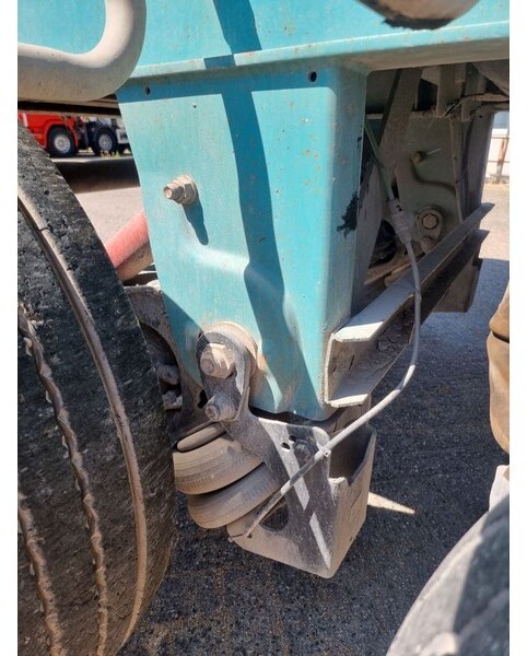 SAF BI9 - 22K01 - SBK2243-11S (2x Lifting axle 1x Fixed axle) - Axle and parts for Truck: picture 3 SAF BI9 - 22K01 - SBK2243-11S (2x Lifting axle 1x Fixed axle) - Axle and parts for Truck: picture 3