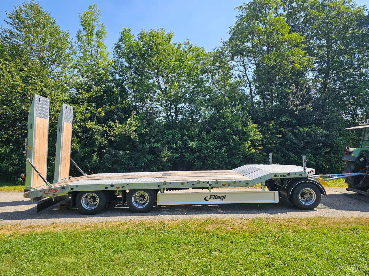 FLIEGL DTS-S 300 - Low loader trailer: picture 2 FLIEGL DTS-S 300 - Low loader trailer: picture 2