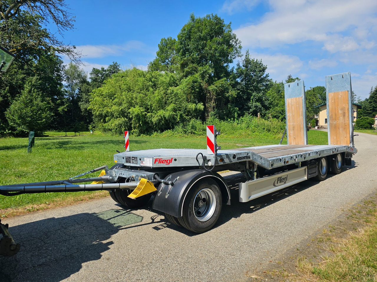 FLIEGL DTS-S 300 - Low loader trailer: picture 4 FLIEGL DTS-S 300 - Low loader trailer: picture 4