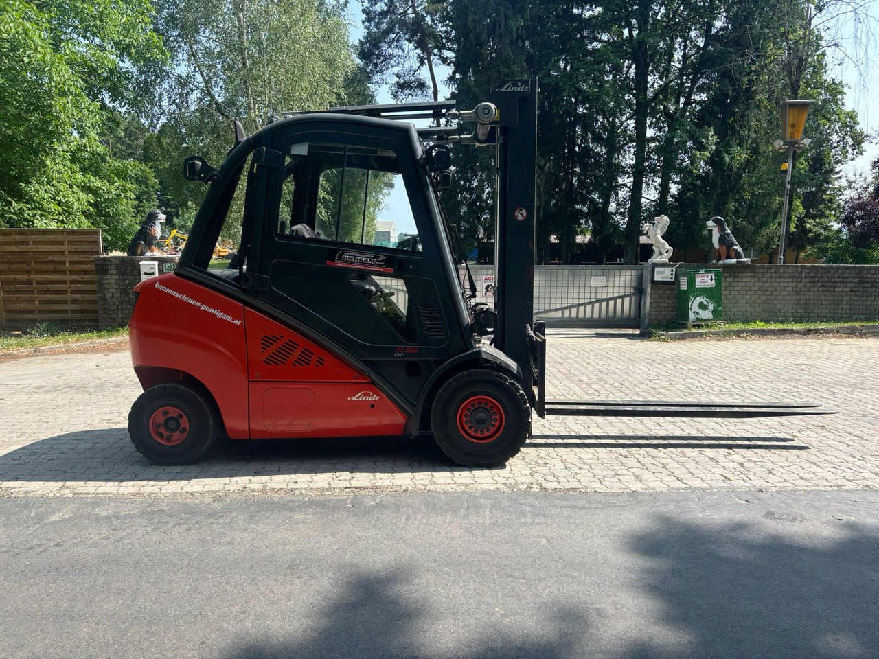 LINDE H 35 D-02 Triplex - Diesel forklift: picture 2 LINDE H 35 D-02 Triplex - Diesel forklift: picture 2