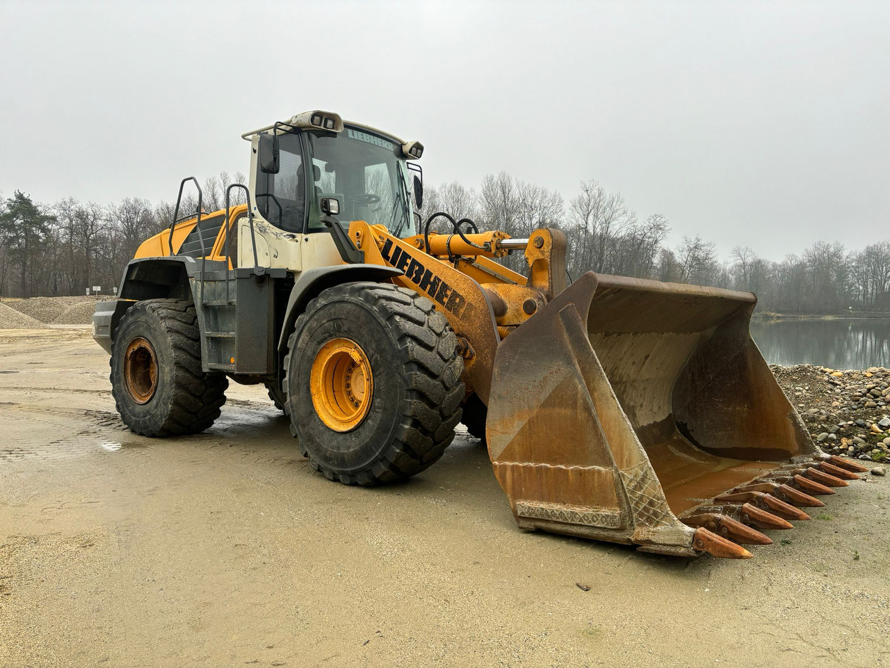 Liebherr L 576 2plus2 - Wheel loader: picture 4 Liebherr L 576 2plus2 - Wheel loader: picture 4