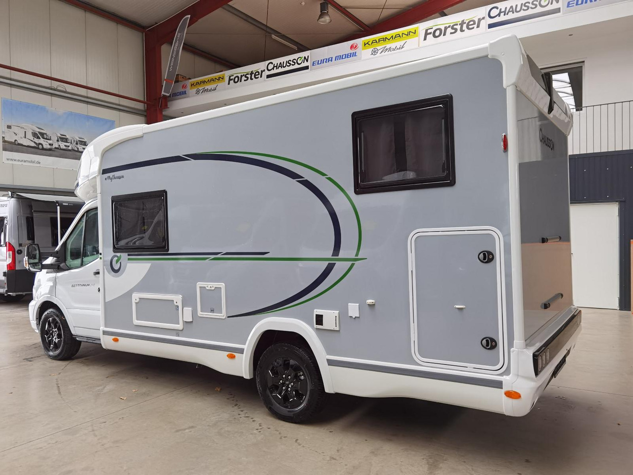 Chausson 627 TITANIUM / - 2026 - / EINZELBETTEN & HUBBETT - Semi-integrated motorhome: picture 5 Chausson 627 TITANIUM / - 2026 - / EINZELBETTEN & HUBBETT - Semi-integrated motorhome: picture 5