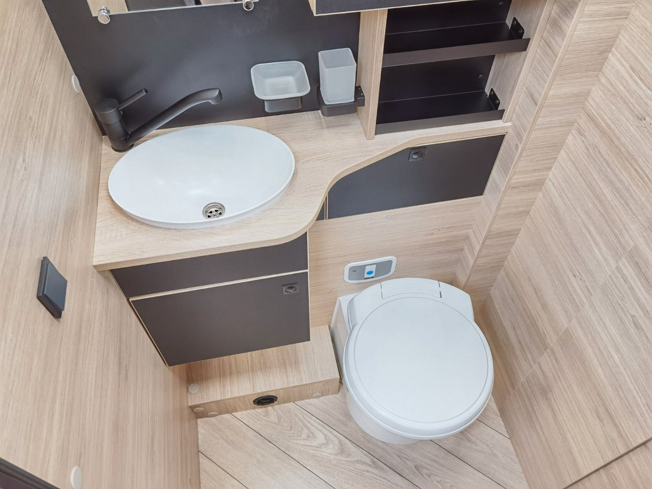 Semi-integrated motorhome Chausson 640 TITANIUM / MODELL 2026 / 165PS /XXL-HUBBETT: picture 23