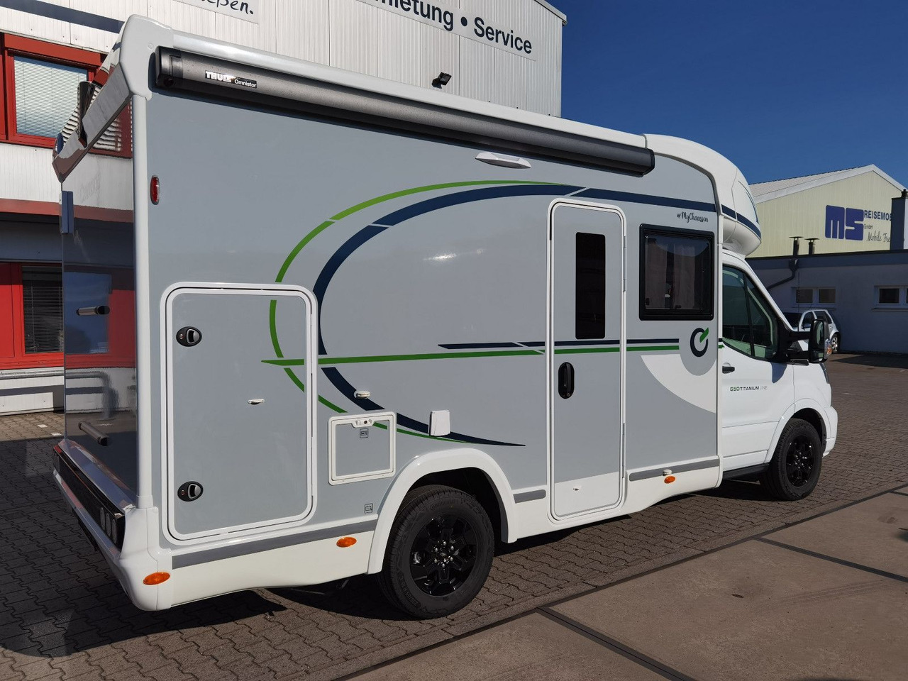 Chausson 650 TITANIUM / - 2026 - / 165PS - 8G. / HUBBETT - Semi-integrated motorhome: picture 4 Chausson 650 TITANIUM / - 2026 - / 165PS - 8G. / HUBBETT - Semi-integrated motorhome: picture 4