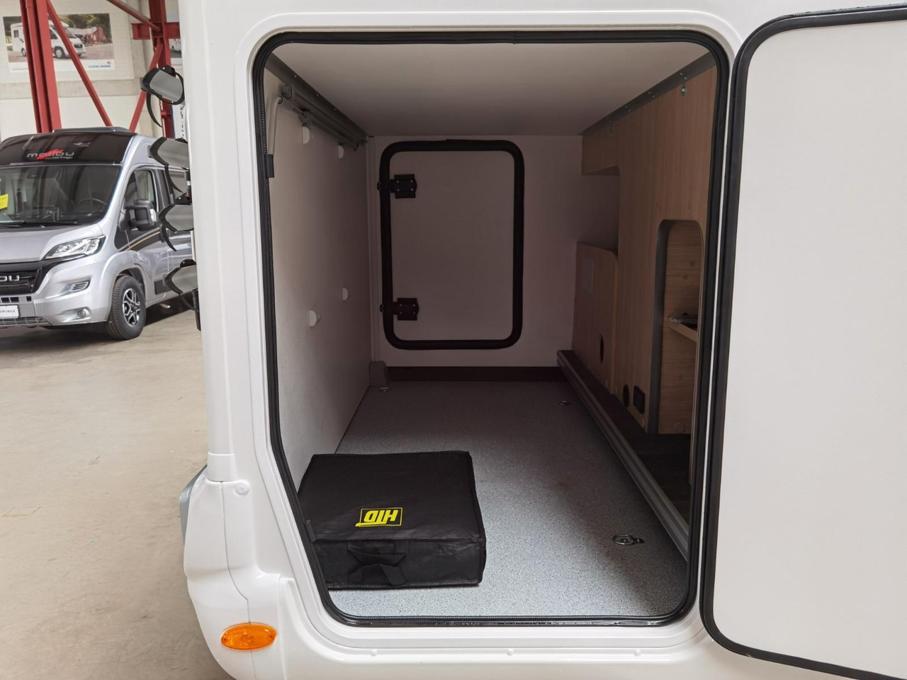 Alcove motorhome Chausson C 727 FIRST LINE /140PS / EINZELBETTEN & ALKOVEN: picture 11