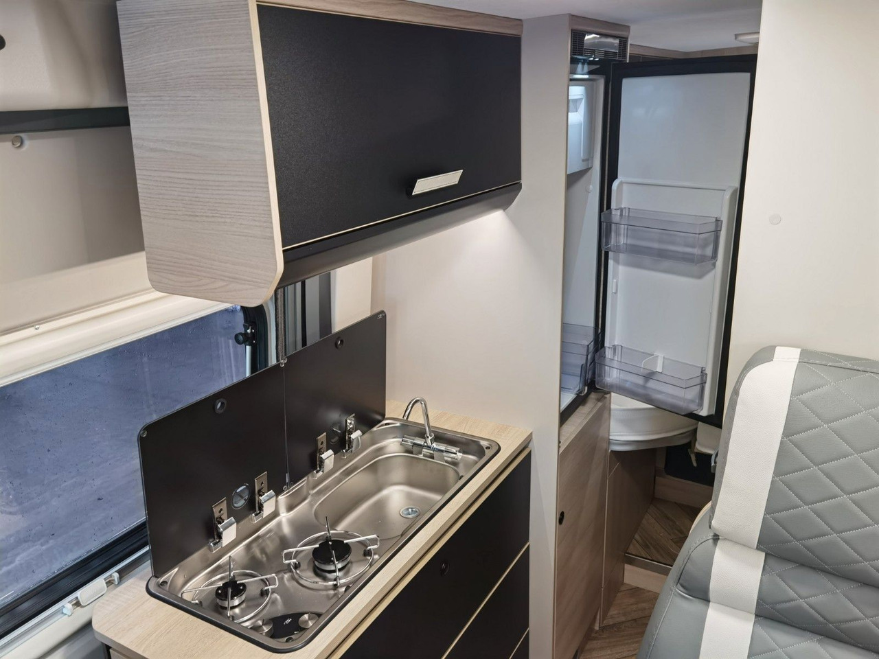 Camper van Chausson V697 SPORT LINE / 140PS-8G / EINZELBETTEN - GARA: picture 14 Camper van Chausson V697 SPORT LINE / 140PS-8G / EINZELBETTEN - GARA: picture 14