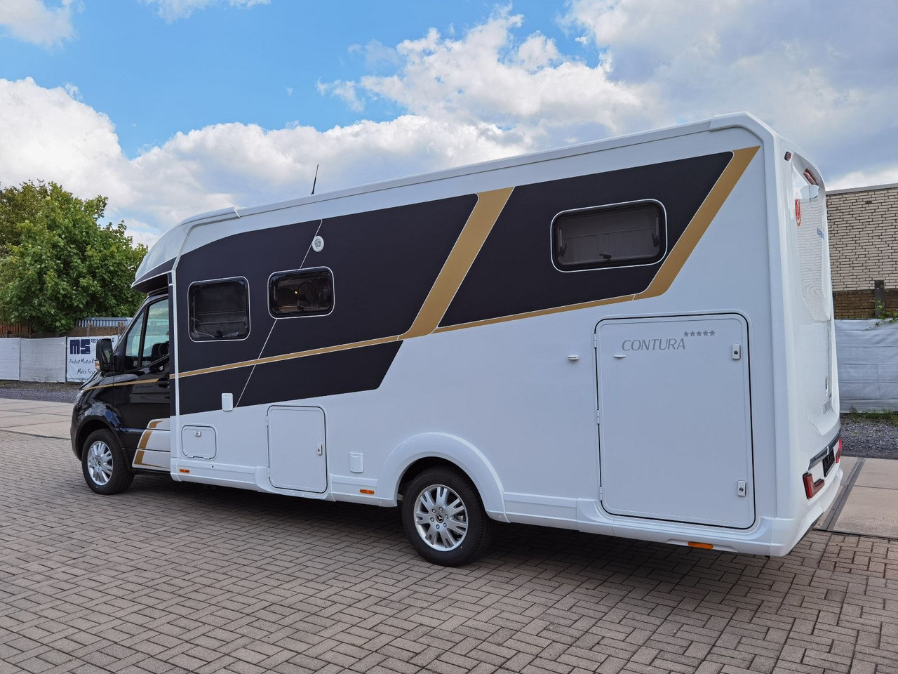 Eura Mobil CONTURA 766 EB /LUMINARY PAKET / EINZELBETTEN - Semi-integrated motorhome: picture 5 Eura Mobil CONTURA 766 EB /LUMINARY PAKET / EINZELBETTEN - Semi-integrated motorhome: picture 5