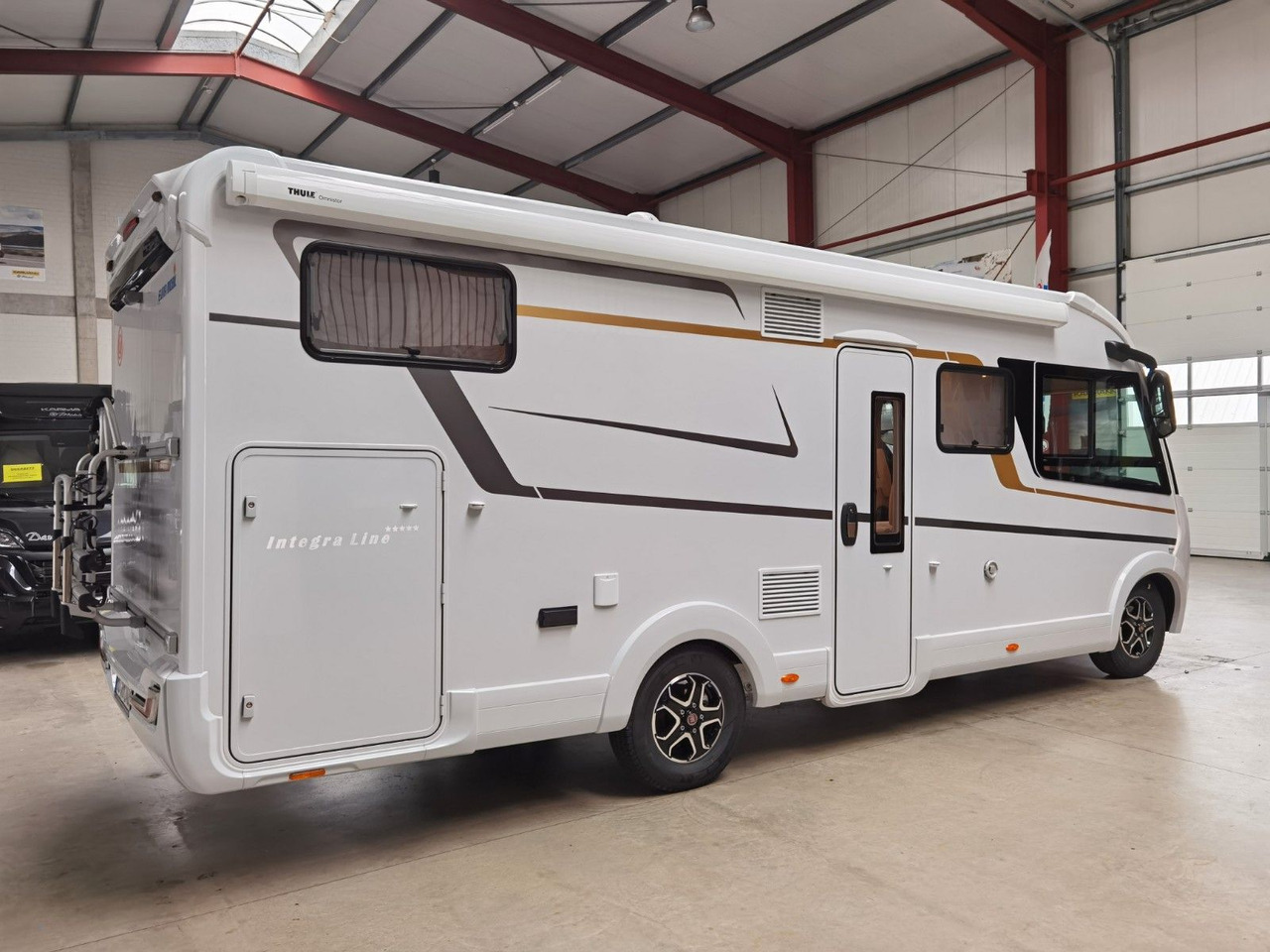 Eura Mobil INTEGRA LINE 720 EF / 180PS-9G-40H/ EINZELBETTEN - Integrated motorhome: picture 4 Eura Mobil INTEGRA LINE 720 EF / 180PS-9G-40H/ EINZELBETTEN - Integrated motorhome: picture 4