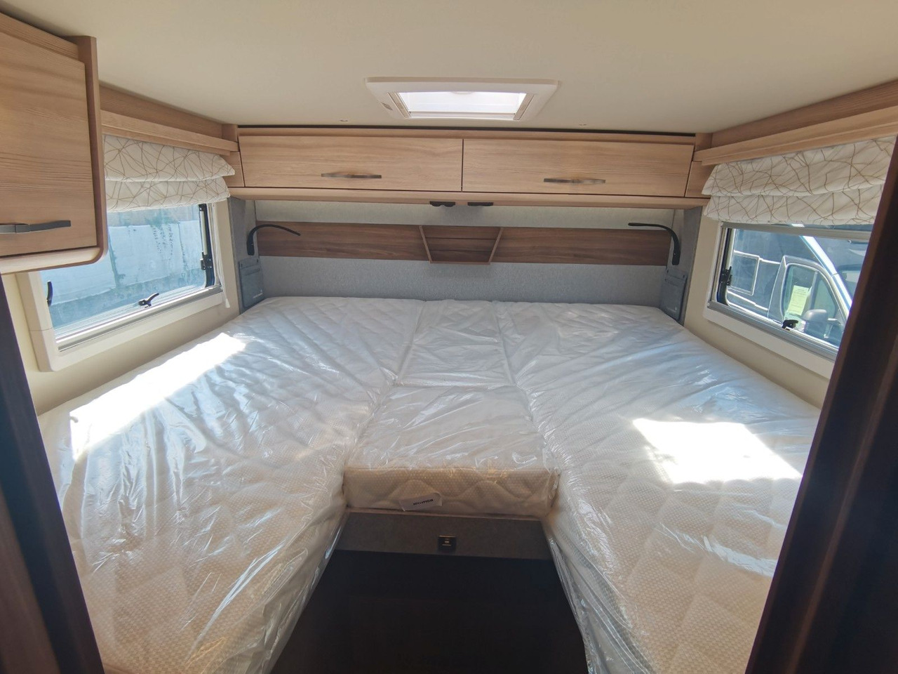 Semi-integrated motorhome Eura Mobil PROFILA T 726 EB - MODELL 2025 -MONDIAL PLUS & S: picture 21